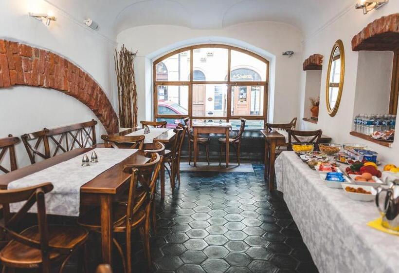 酒店 U české Koruny