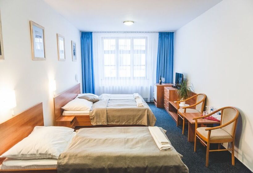 酒店 U české Koruny