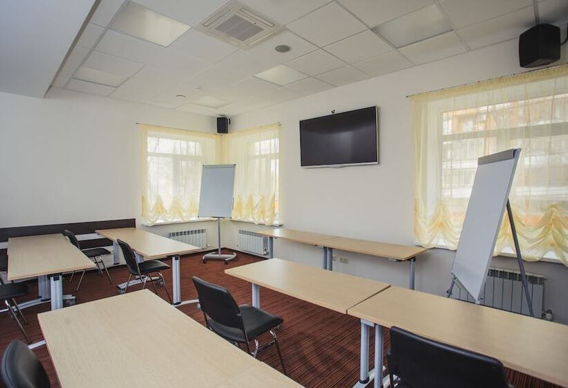 בית מלון כפרי Vestrum