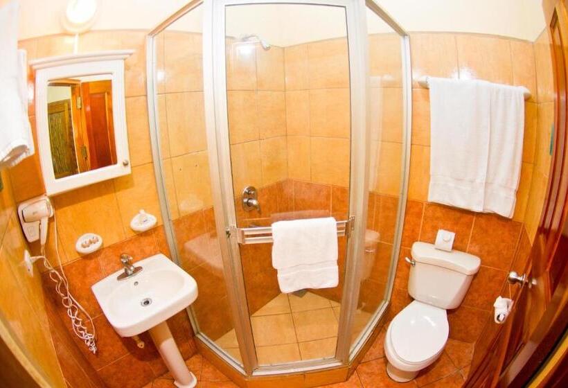 هتل Villas Del Caribe