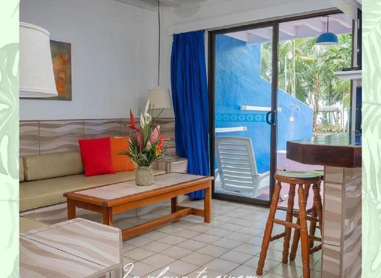 هتل Villas Del Caribe