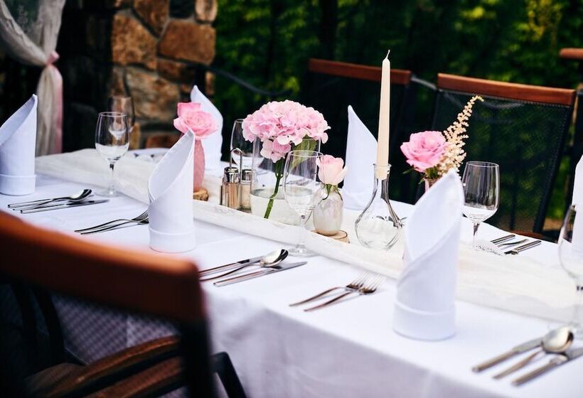 Katerain Hotel, Restaurace, Wellness