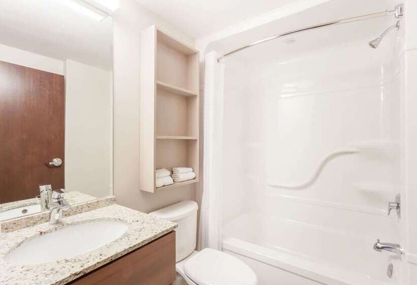 Microtel Inn & Suites Sault Ste. Marie