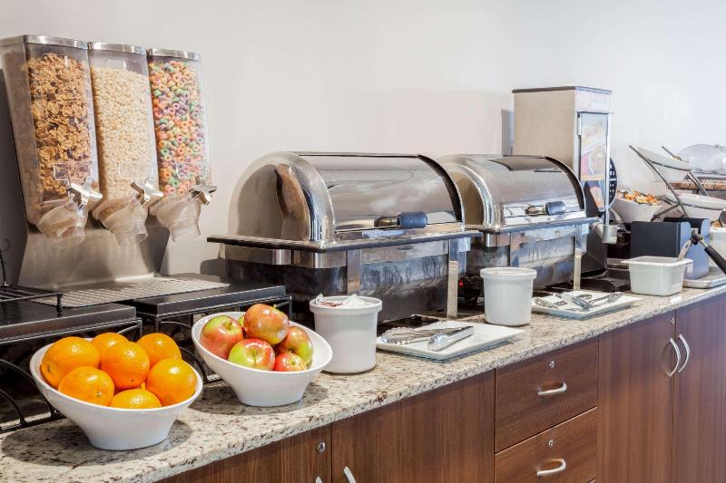 Microtel Inn & Suites Sault Ste. Marie