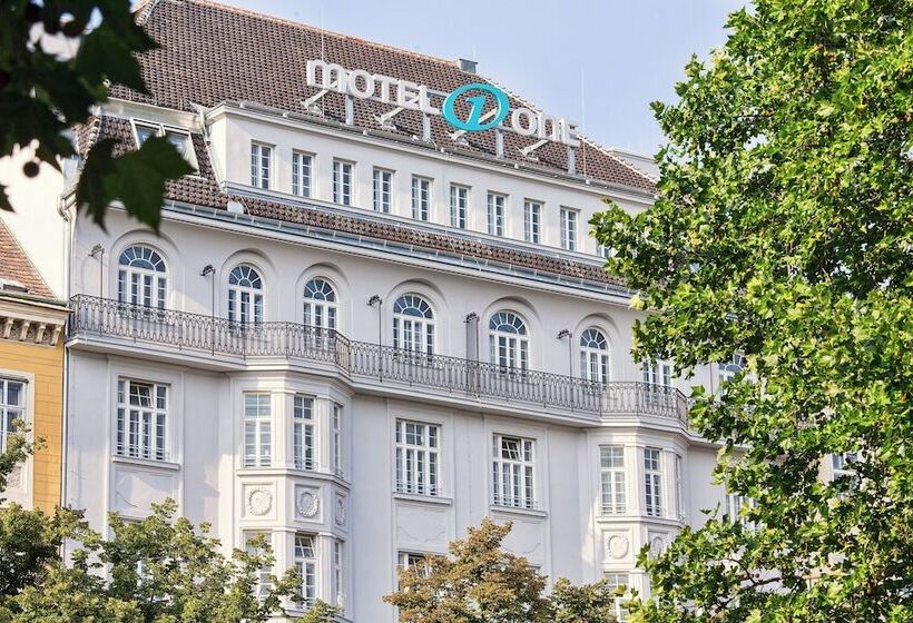 Motel One Vienna   Staatsoper