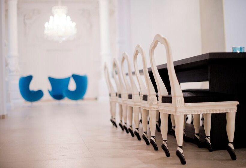 Motel One Vienna   Staatsoper