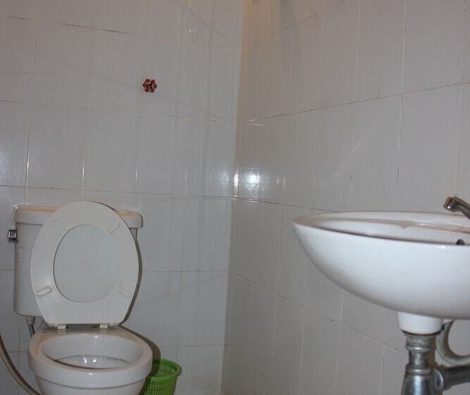 פנסיון Lucky 2 Guesthouse