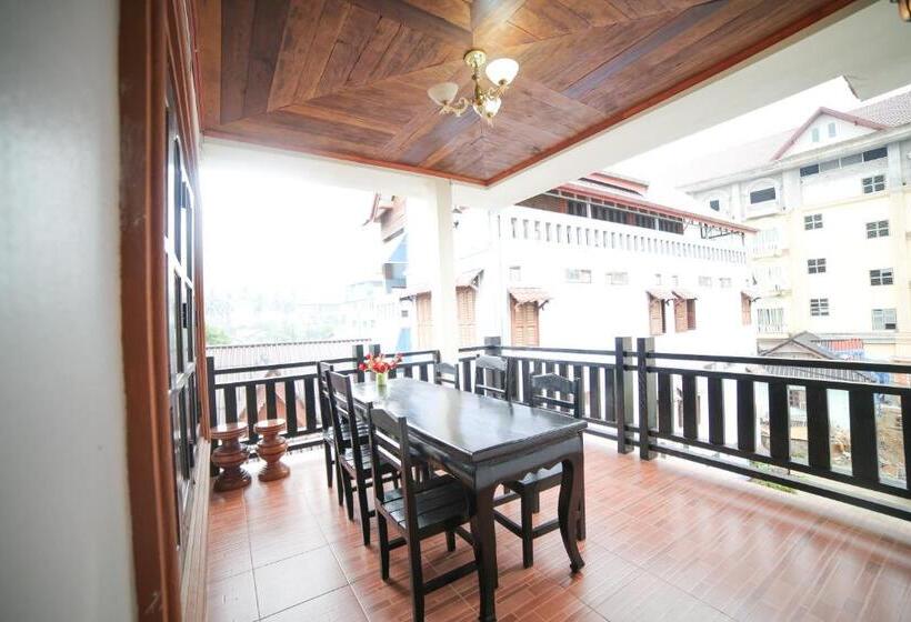 پانسیون Maylay Guesthouse