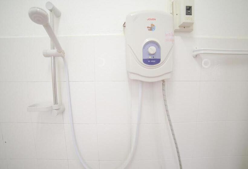 ペンション Maylay Guesthouse