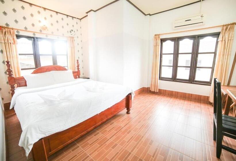 ペンション Maylay Guesthouse