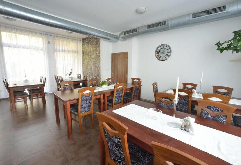 ペンション Penzion Best