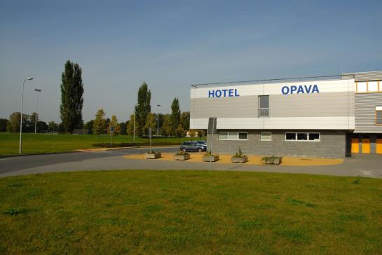 Отель Wellness  Opava