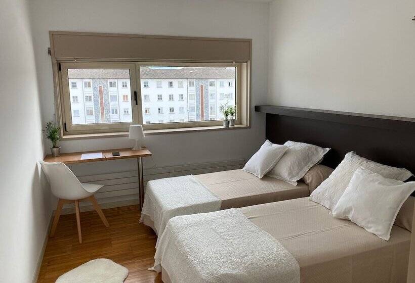 호스텔 Hospedería San Froilan