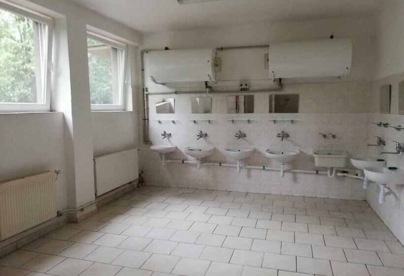 هاستل Turisticky Hotel Dipena