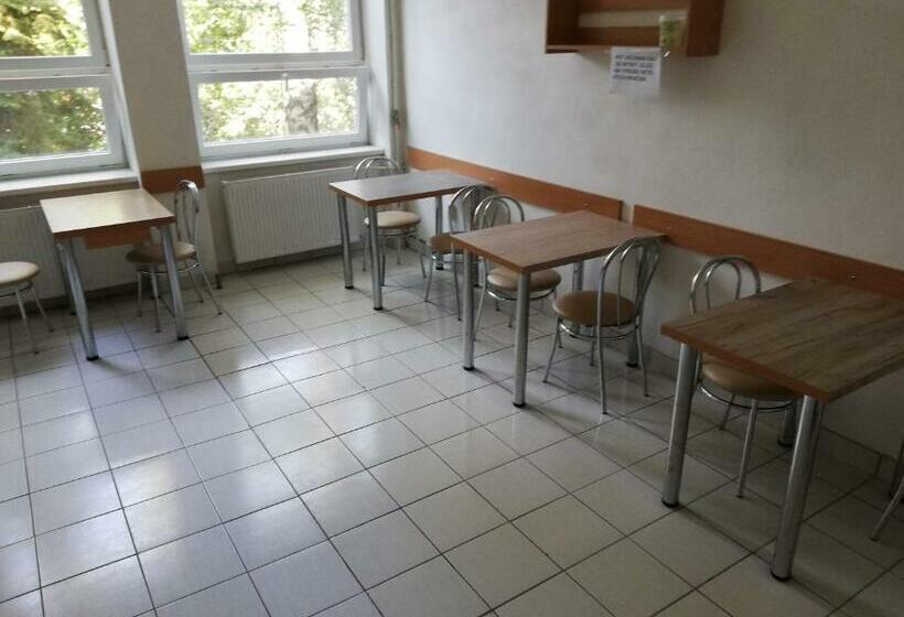 هاستل Turisticky Hotel Dipena