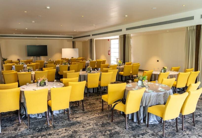 Avataara Resort & Spa