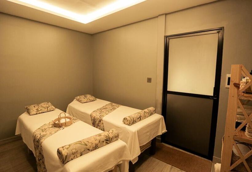 Avataara Resort & Spa