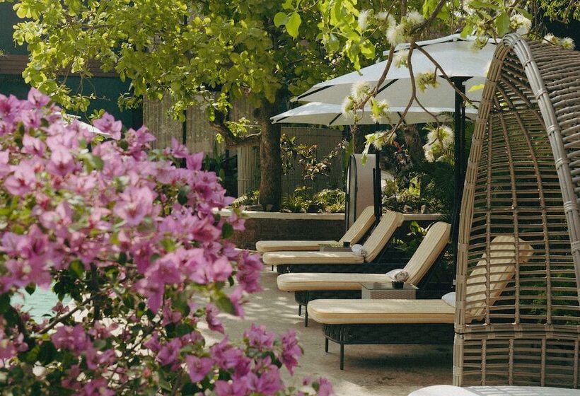 Avataara Resort & Spa