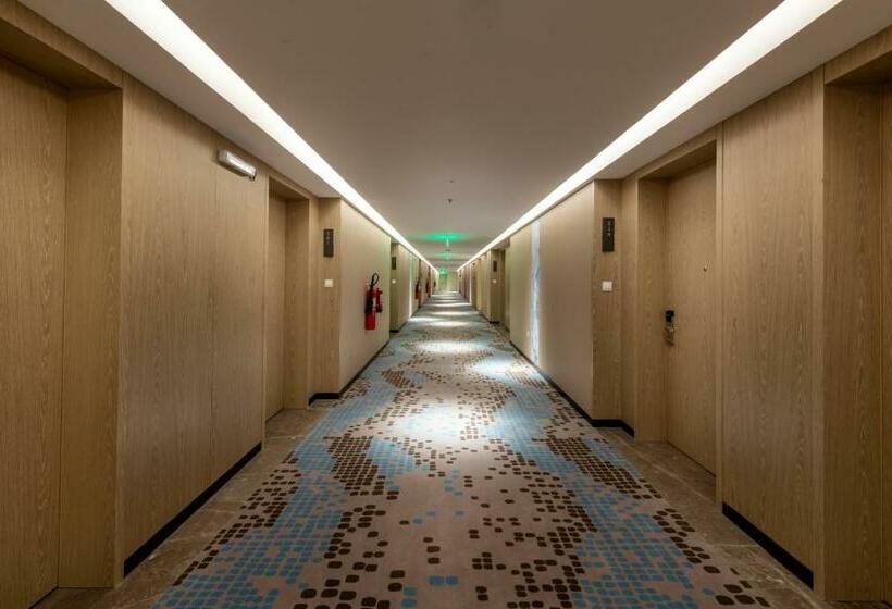 ホテル Aber Bani Amr