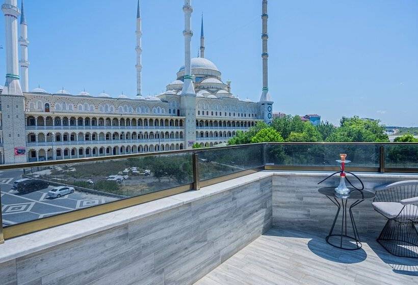 Отель Luxury Airport