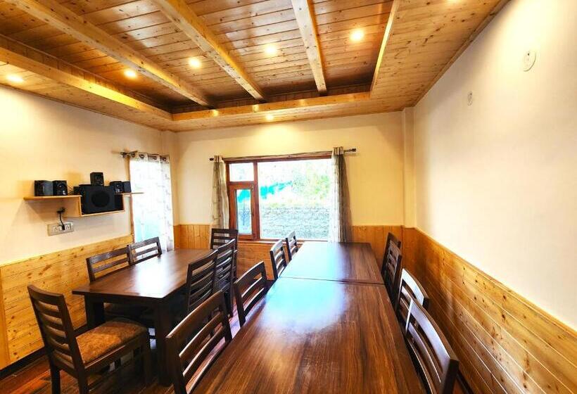 בית מלון כפרי Luxury Planet Resort