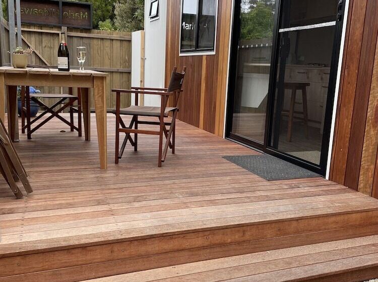 مُتل Marlo Hideaway