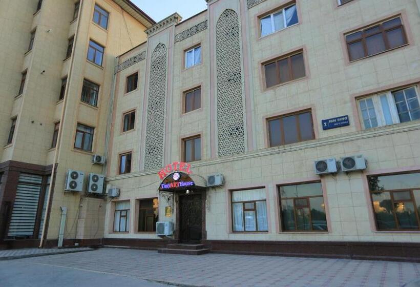 فندق Tiny Art House Near Of Airaport