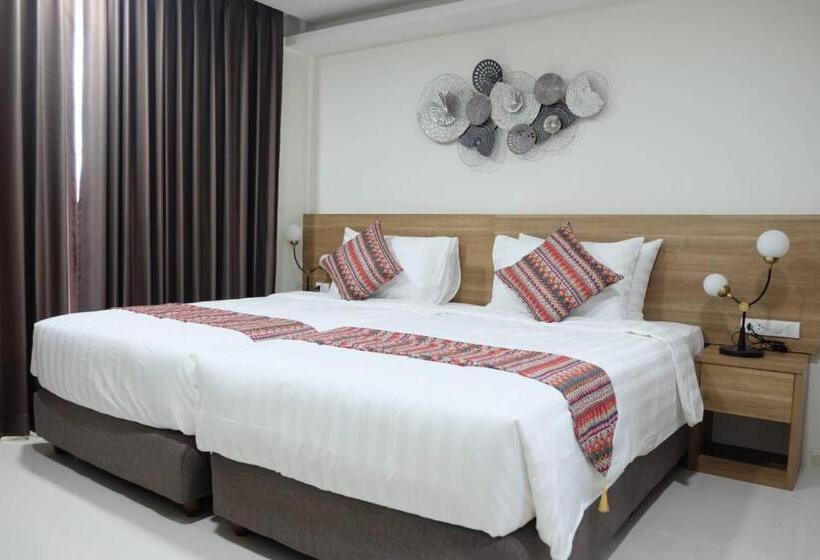 Christella Hotel Laemchabang