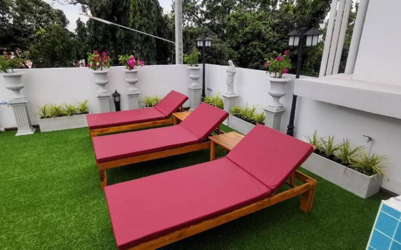 Christella Hotel Laemchabang