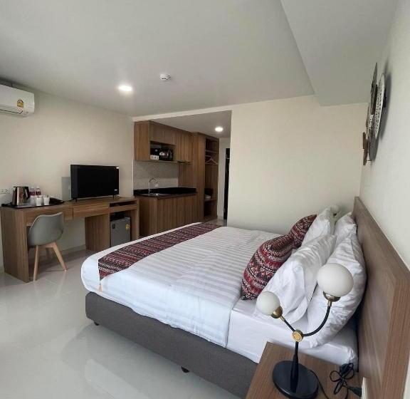 Christella Hotel Laemchabang