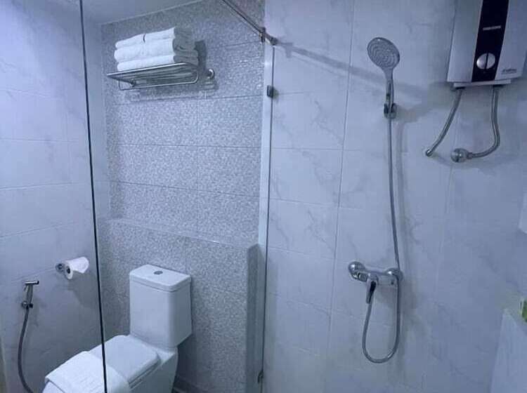 Christella Hotel Laemchabang