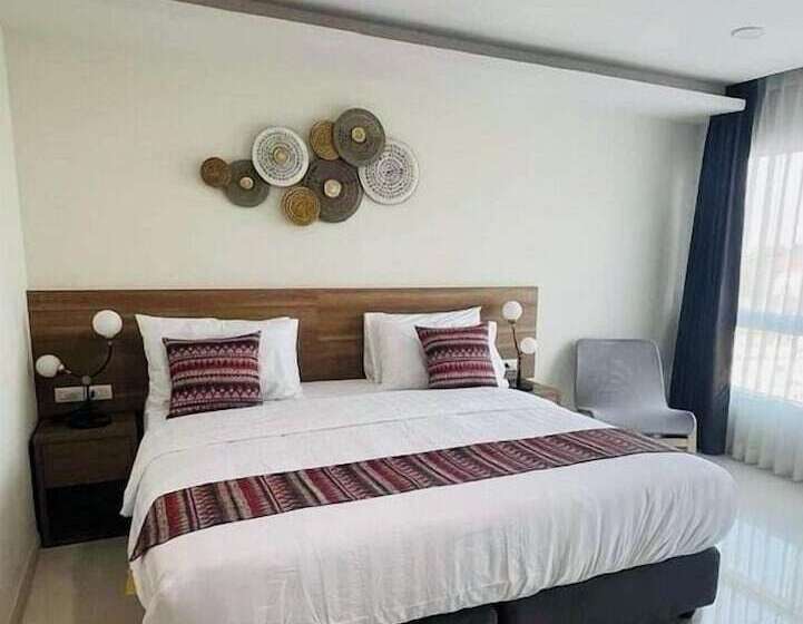 Christella Hotel Laemchabang