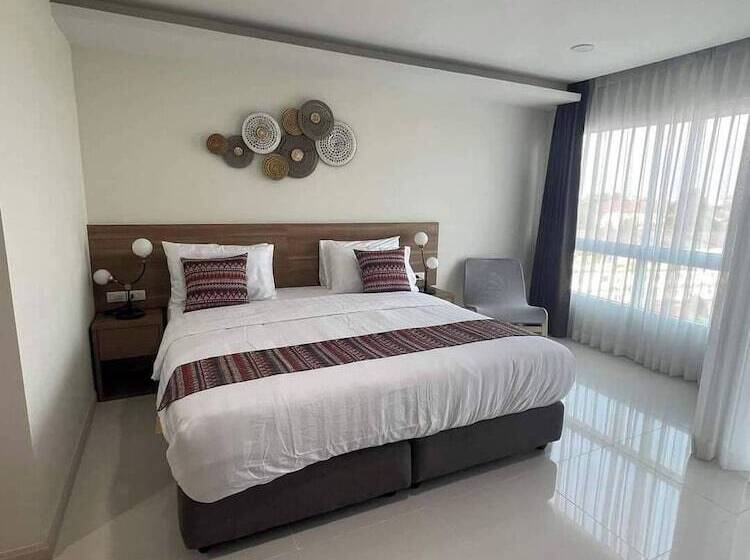 Christella Hotel Laemchabang