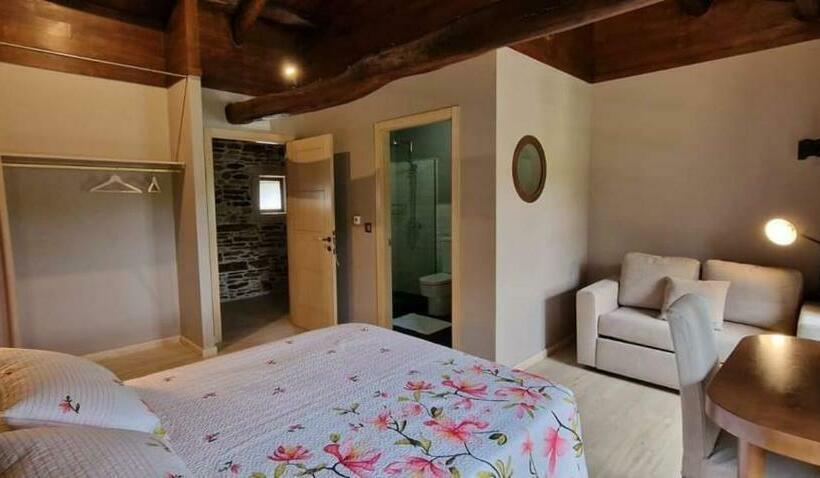 Finca La Cuevona Del Camino Guitiriz