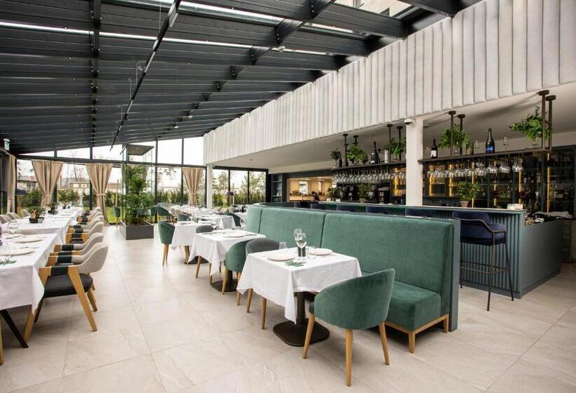 Отель Lms La Maison Suisse Döttingen