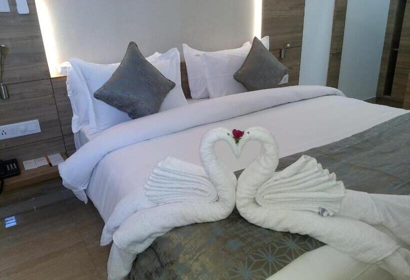 酒店 Residenza Adhikrishna Arcade