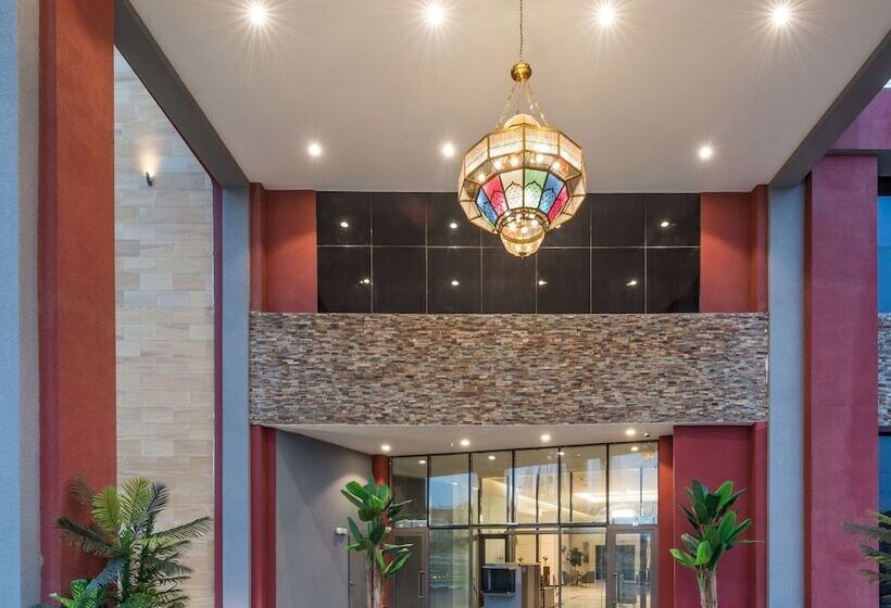 Отель Best Western Plus Al Qurayyat City Center