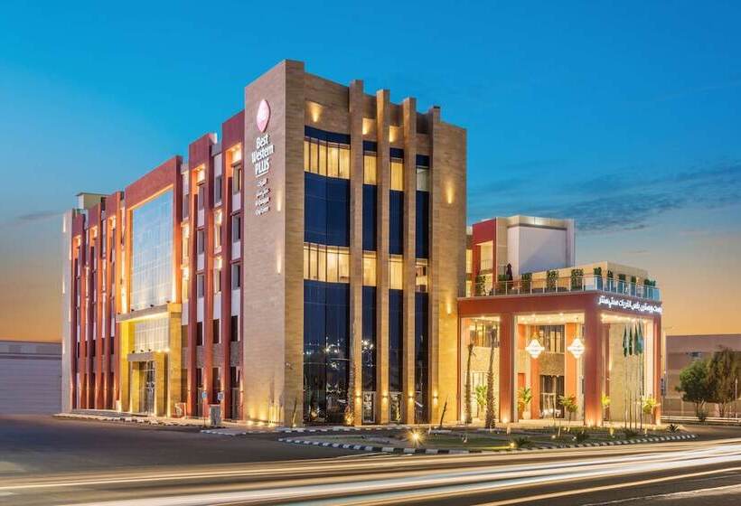 Отель Best Western Plus Al Qurayyat City Center
