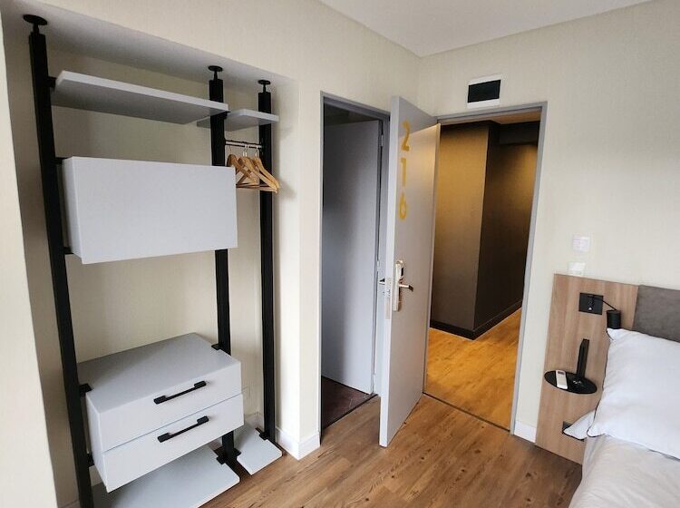 هتل Clayton Buenos Aires