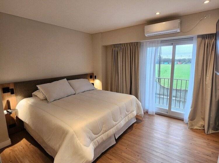 هتل Clayton Buenos Aires