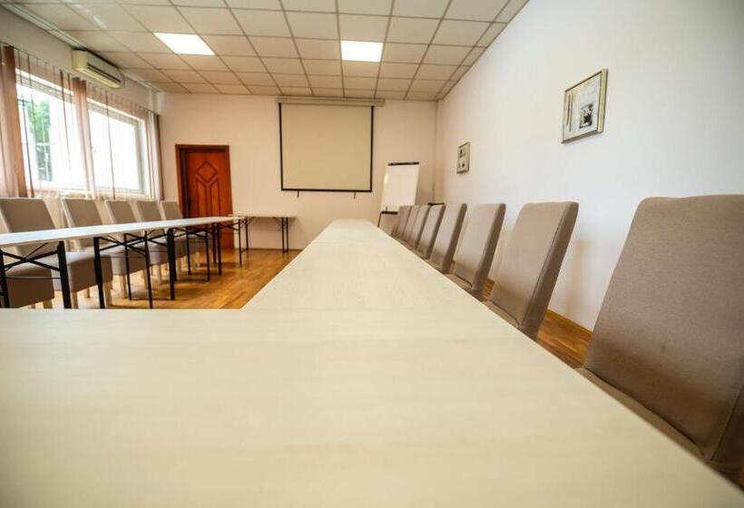 酒店 Emerald Boutique