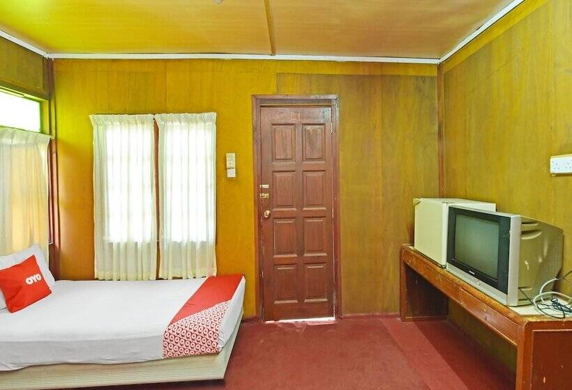 هتل Oyo 90595 Pelangi Beach Resort Cherating