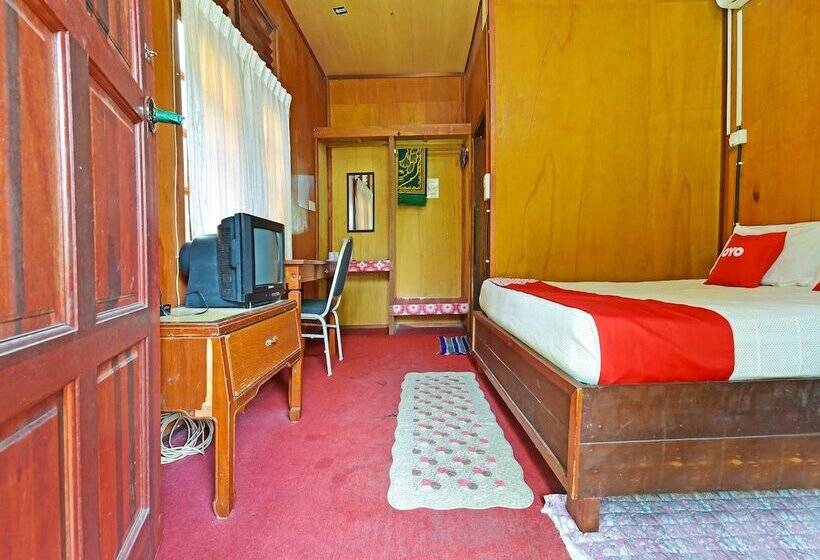 فندق Oyo 90595 Pelangi Beach Resort Cherating