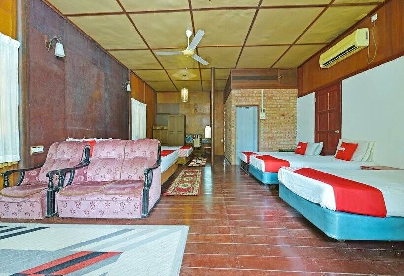 فندق Oyo 90595 Pelangi Beach Resort Cherating