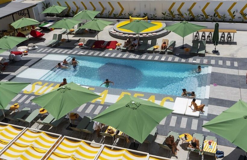 Отель Ryans Lolas   Adults Only