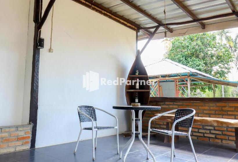 هتل Sahabat Pantai Guest House Mitra Reddoorz