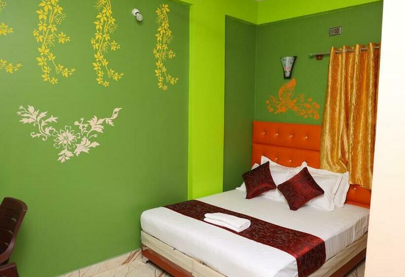 فندق Sas Royal Galaxy By Wb Inn