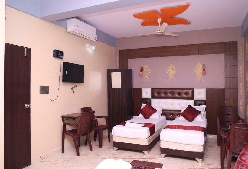 فندق Sas Royal Galaxy By Wb Inn