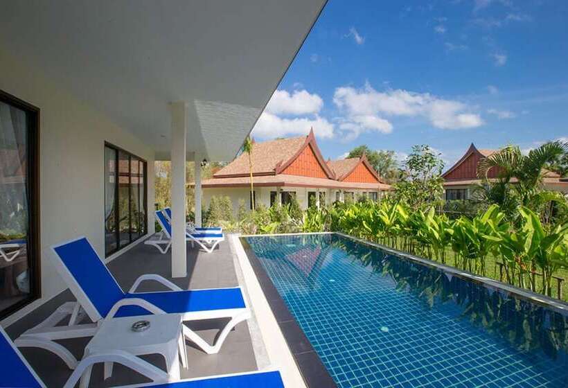 ホテル The Casita Phuket