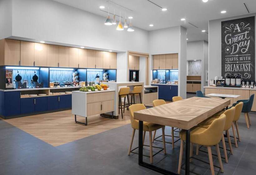 בית מלון כפרי Towneplace Suites By Marriott Tampa Clearwater